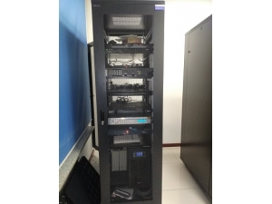 白山江源区人民法院机房UPS